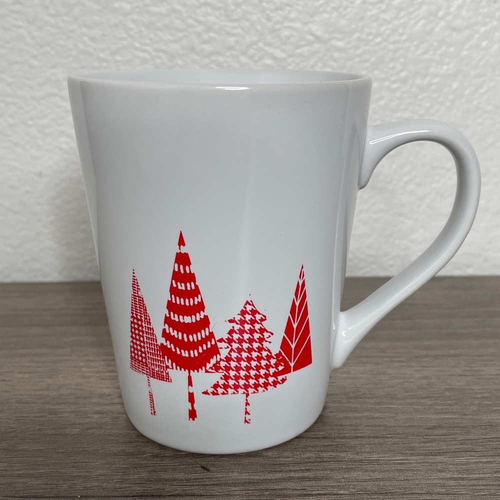 Starbucks 2017 Holiday Christmas Trees Ceramic Coffee Mug Tea Cup 13oz White Red